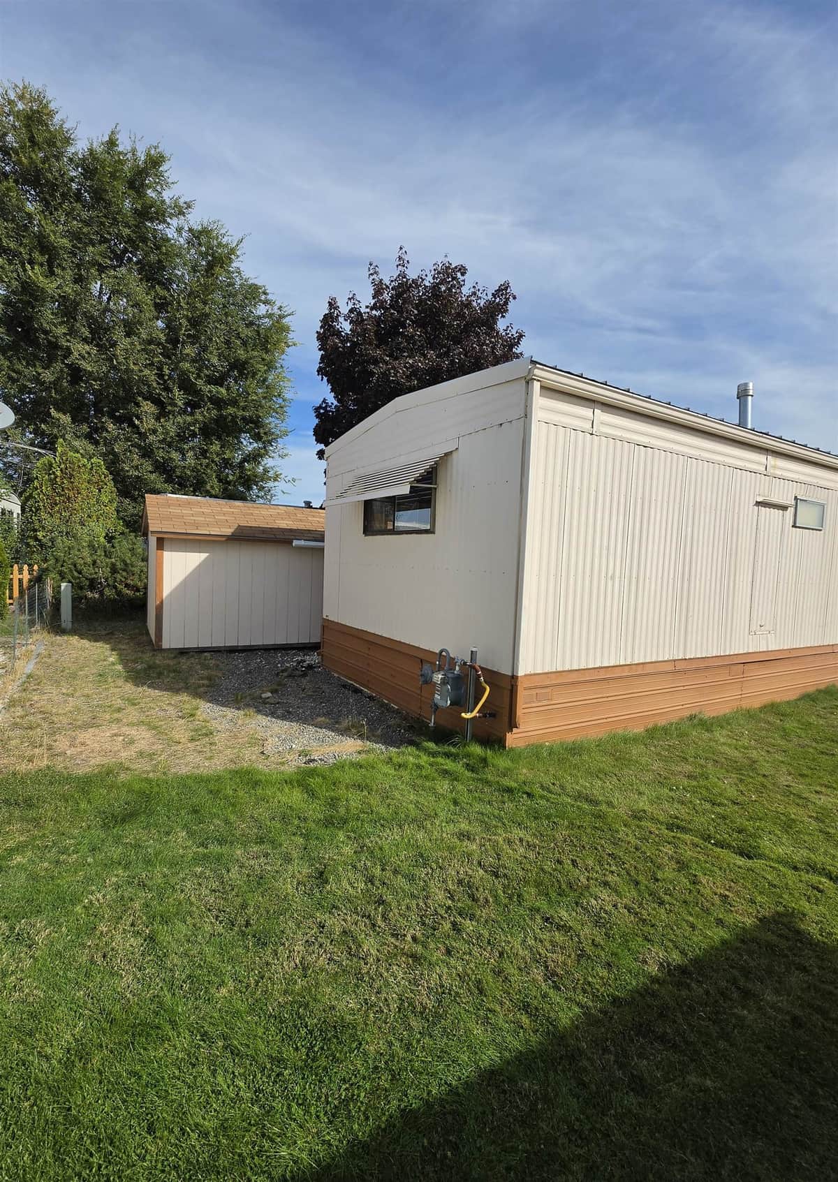 1205 E LYONS AVE Ave thumbnail 16