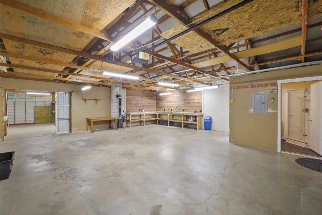 9522 E Valleyway Ave thumbnail 45