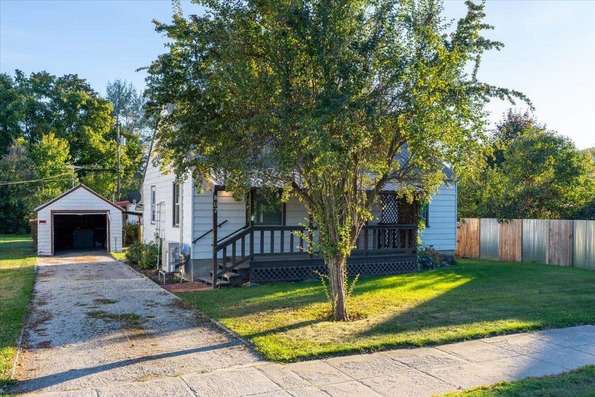 807 W Main Ave thumbnail 2