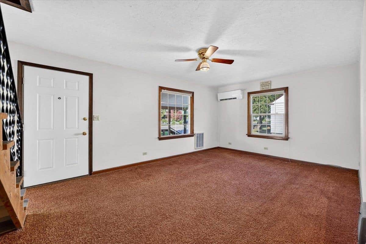 807 W Main Ave thumbnail 5