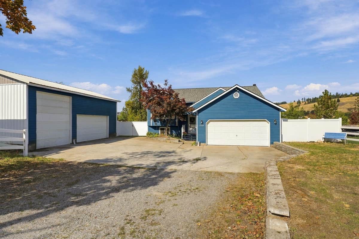 11119 E Empire Ave thumbnail 44