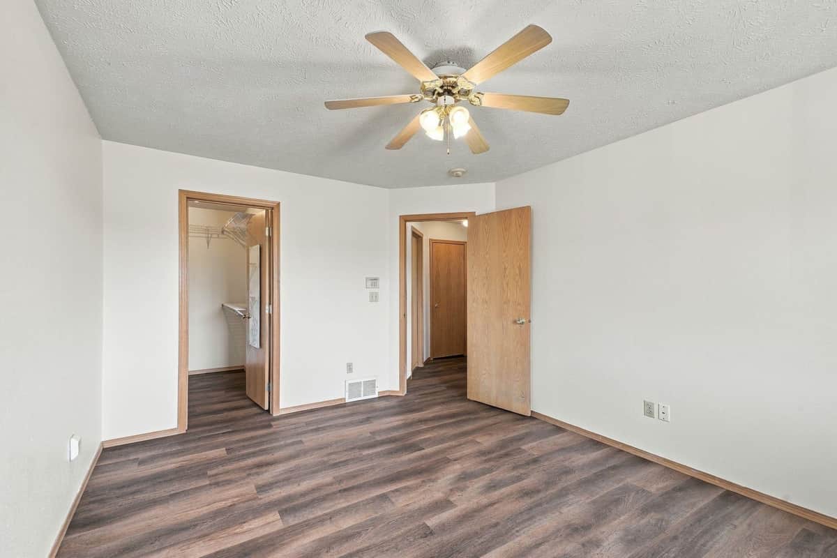 11119 E Empire Ave thumbnail 13