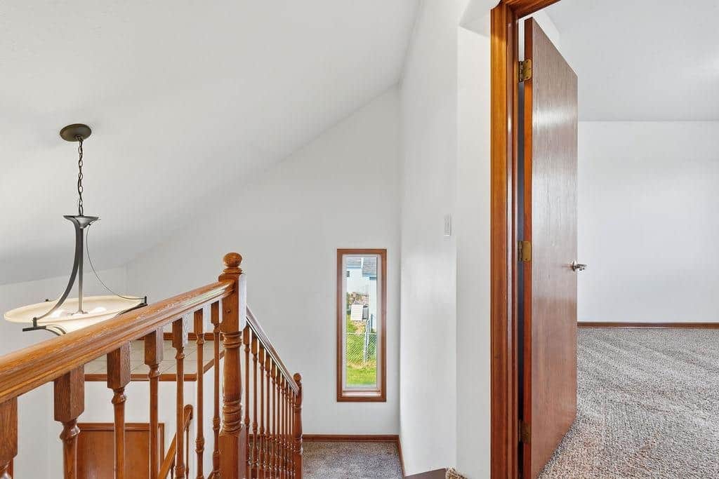 1427 E 6th St thumbnail 27
