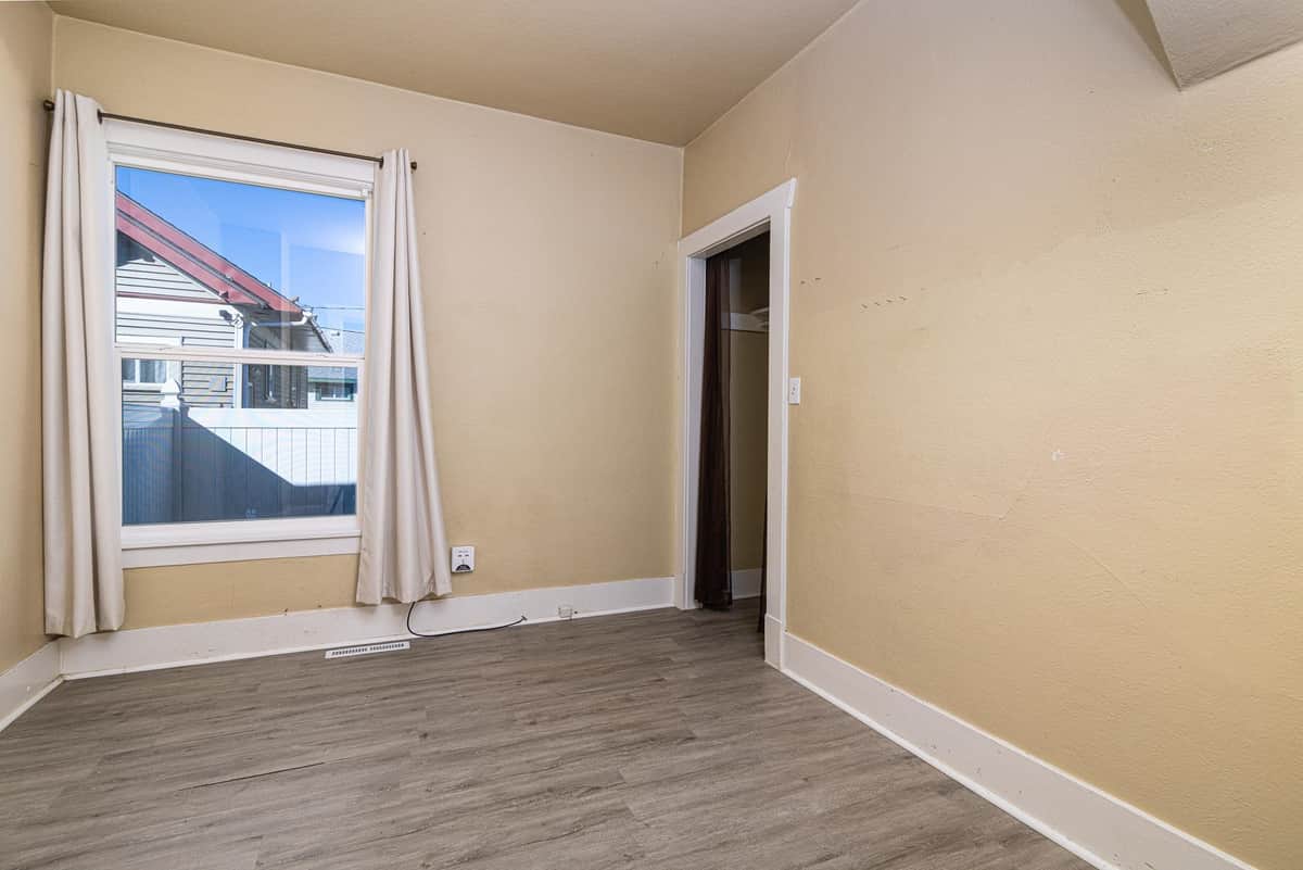 1111 E Longfellow Ave thumbnail 17