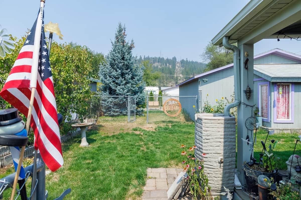 5021 E Fairview Ave thumbnail 32