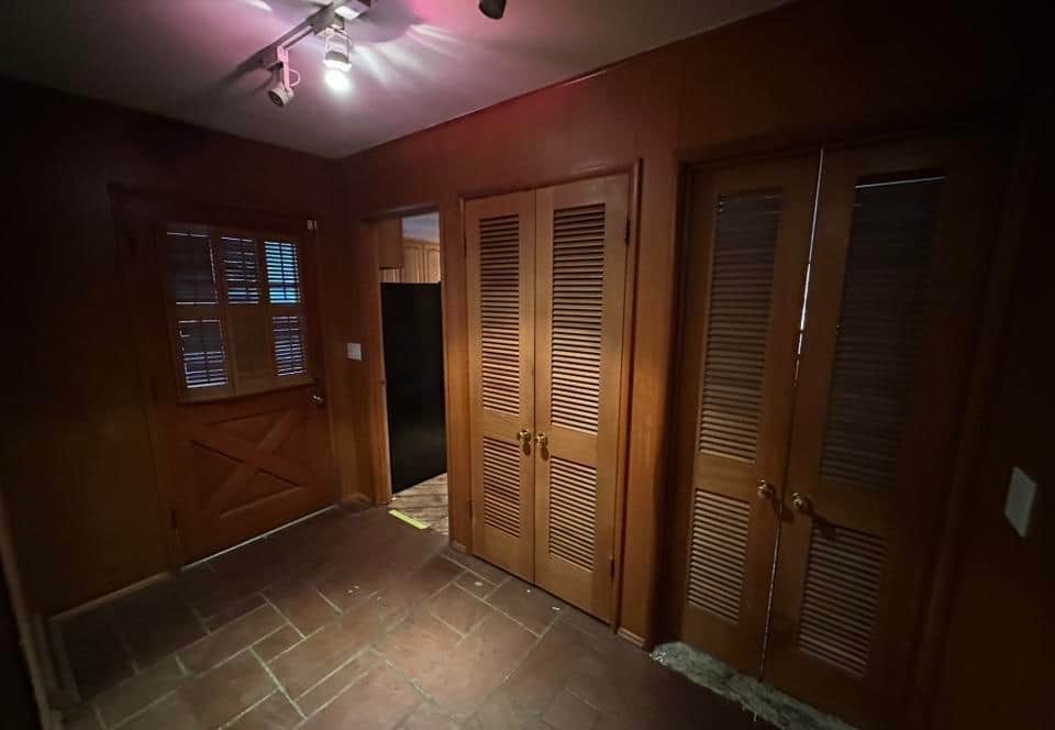 1504 E Pinecrest Rd thumbnail 11
