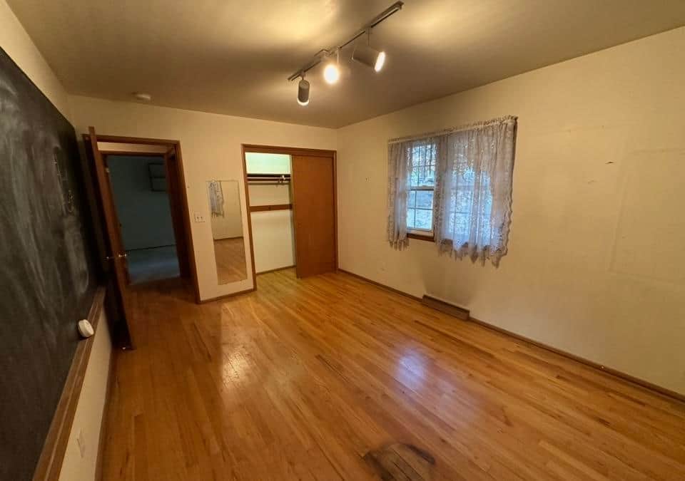 1504 E Pinecrest Rd thumbnail 13