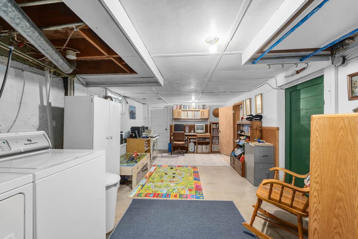 511 W clay Ave thumbnail 12