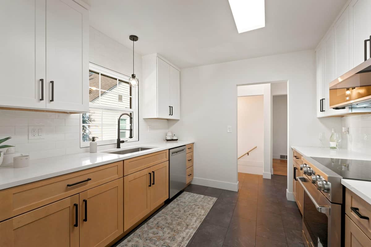 1419 W 17th Ave thumbnail 20