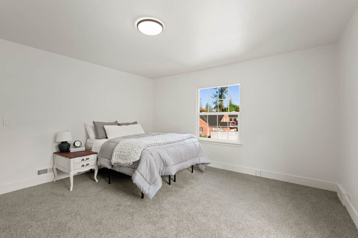 1419 W 17th Ave thumbnail 27