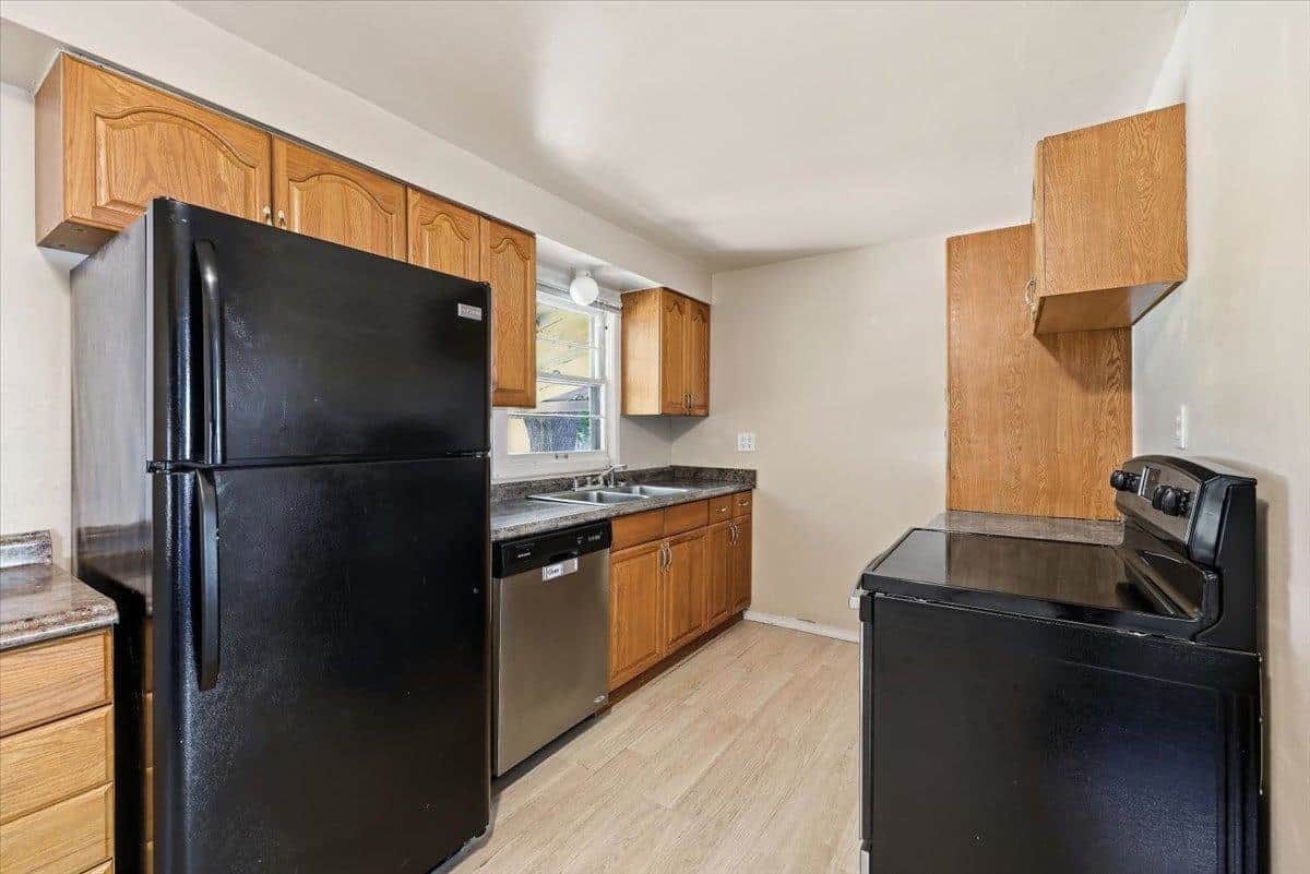3711 W Rockwell Ave thumbnail 11