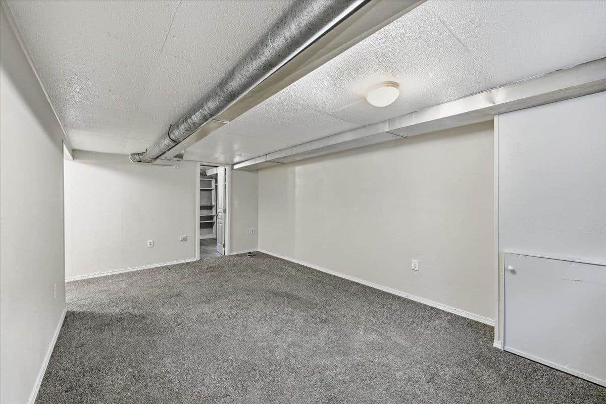 3711 W Rockwell Ave thumbnail 19