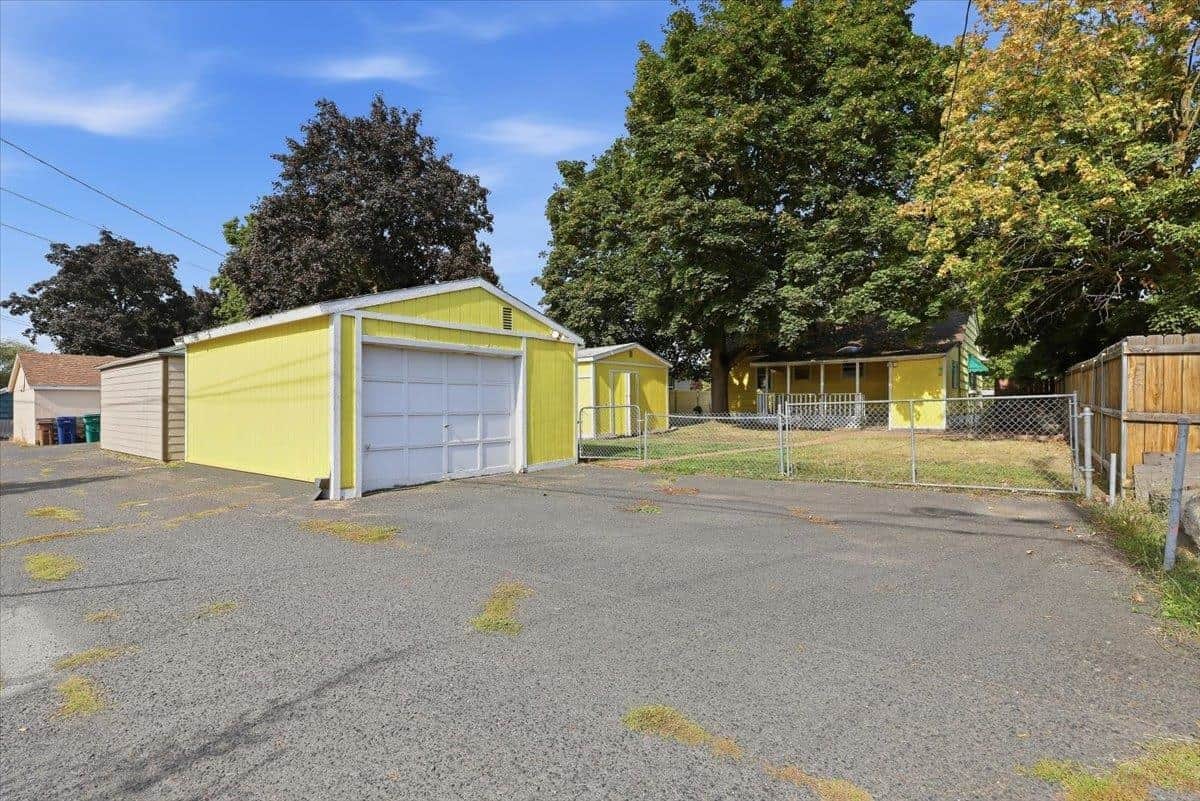 3711 W Rockwell Ave thumbnail 36