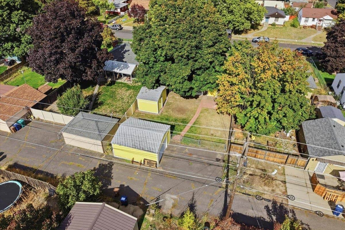 3711 W Rockwell Ave thumbnail 41
