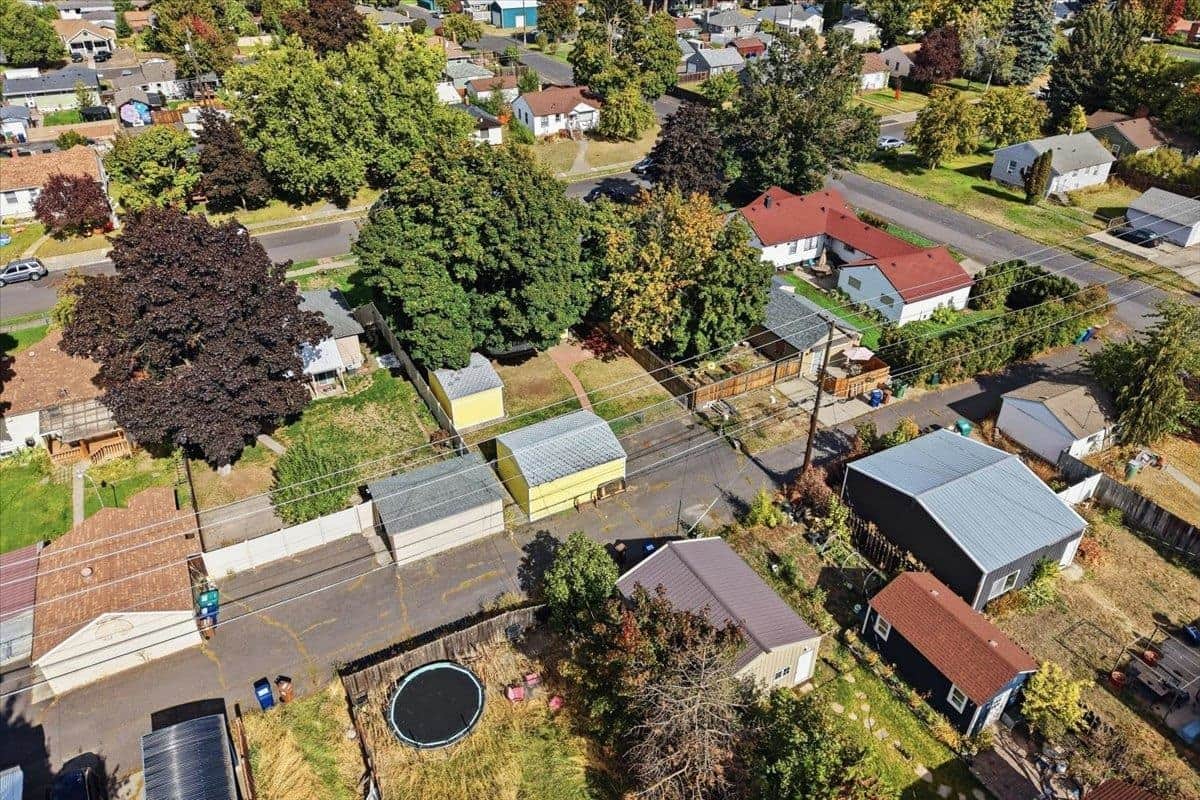3711 W Rockwell Ave thumbnail 42