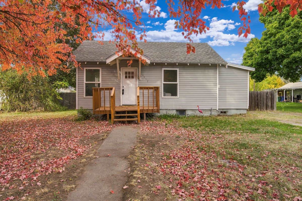 4415 E 7th Ave thumbnail 2