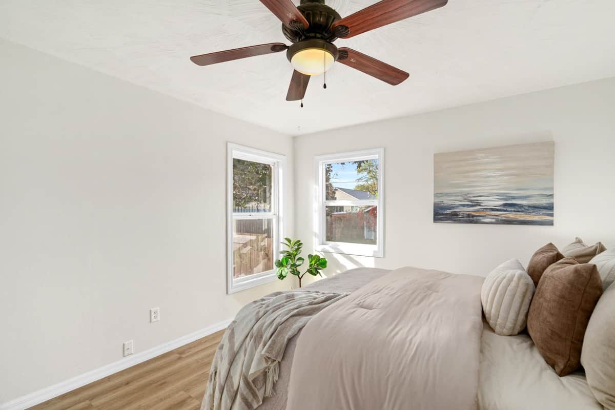 4415 E 7th Ave thumbnail 10