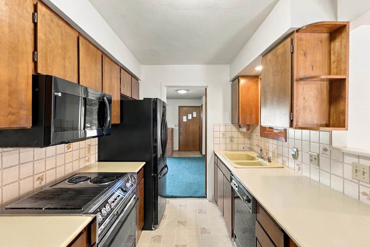 3908 E 22nd Ave thumbnail 8