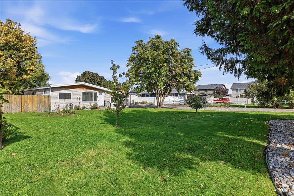 19507 E Mission Ave thumbnail 2