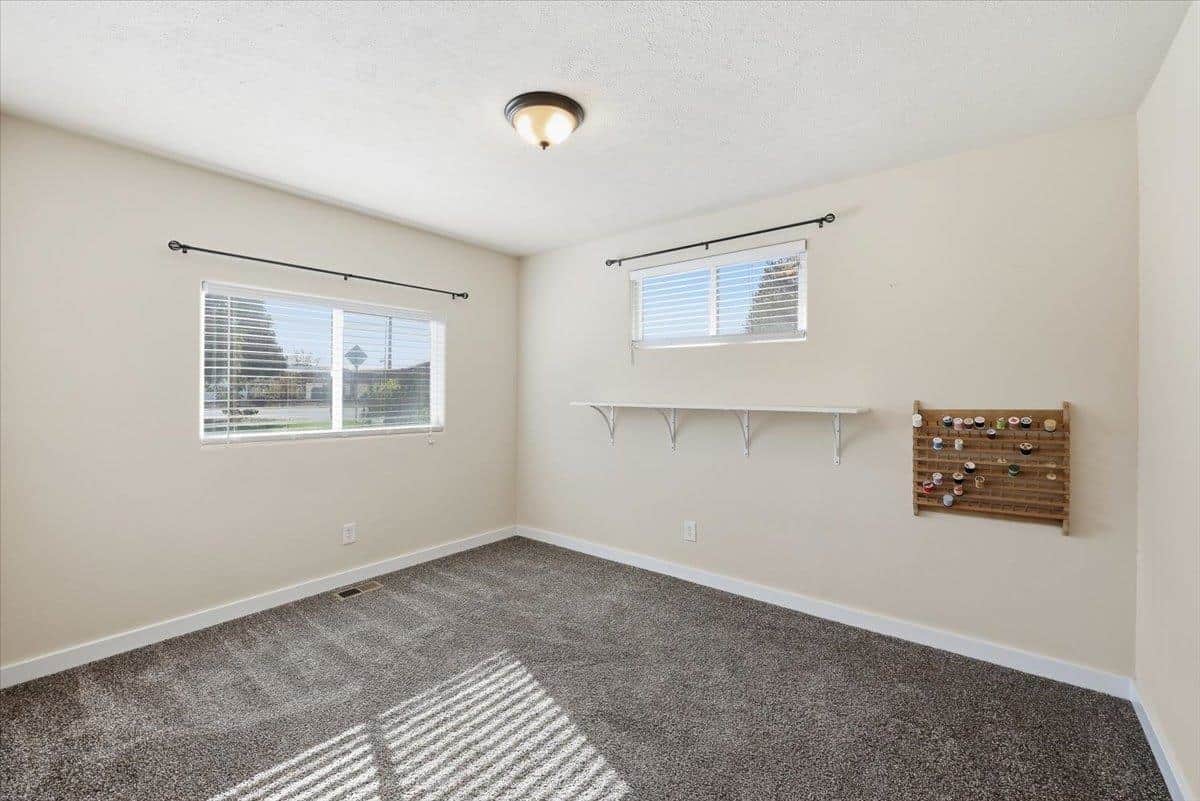 19507 E Mission Ave thumbnail 16