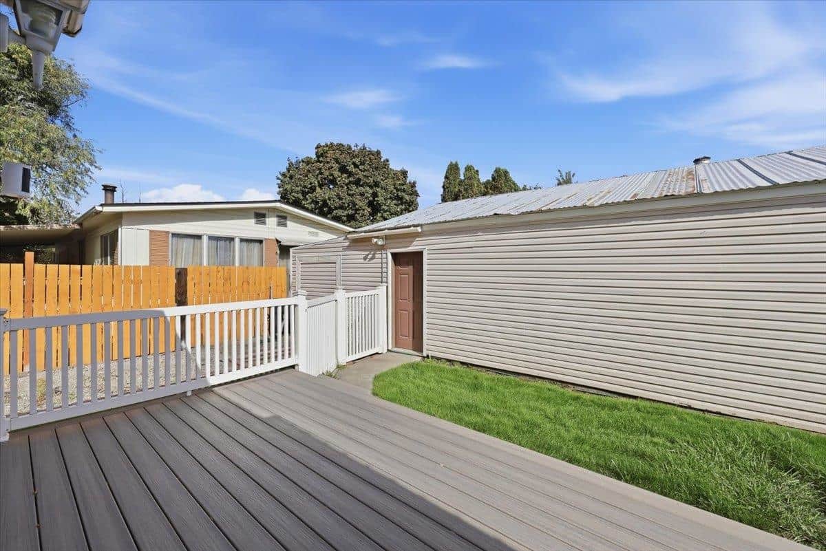 19507 E Mission Ave thumbnail 25