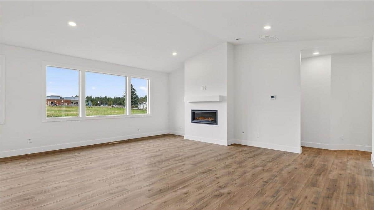 16767 N Wellington Rd thumbnail 5