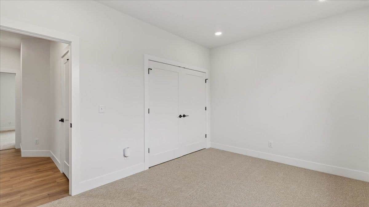 16767 N Wellington Rd thumbnail 23