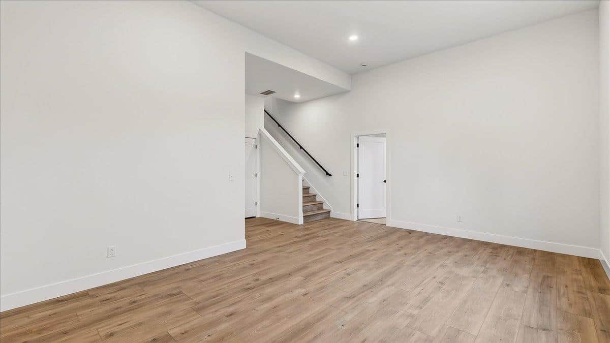 16767 N Wellington Rd thumbnail 28
