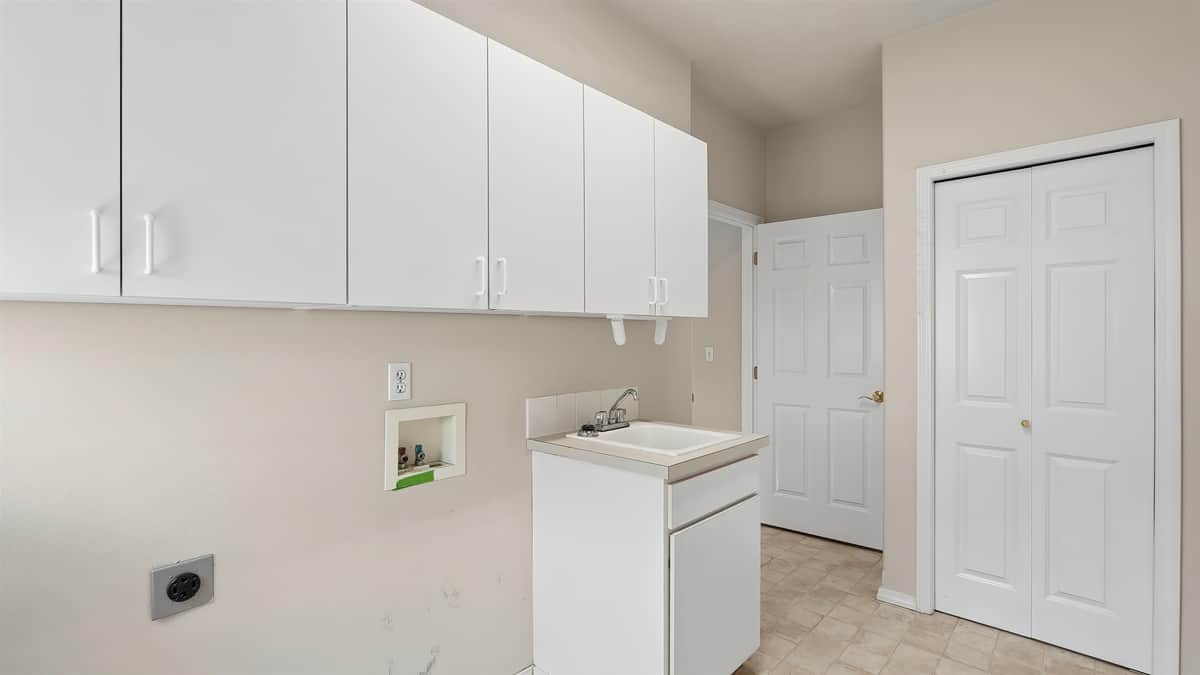 522 S Shelley Lake Ln thumbnail 23