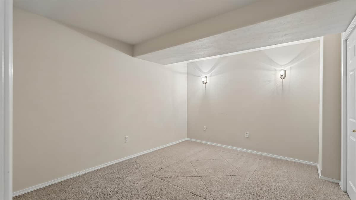 522 S Shelley Lake Ln thumbnail 29