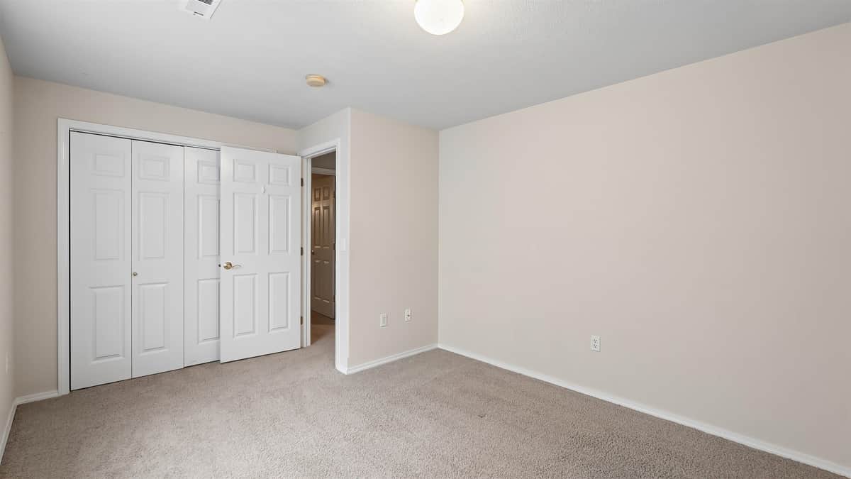 522 S Shelley Lake Ln thumbnail 31