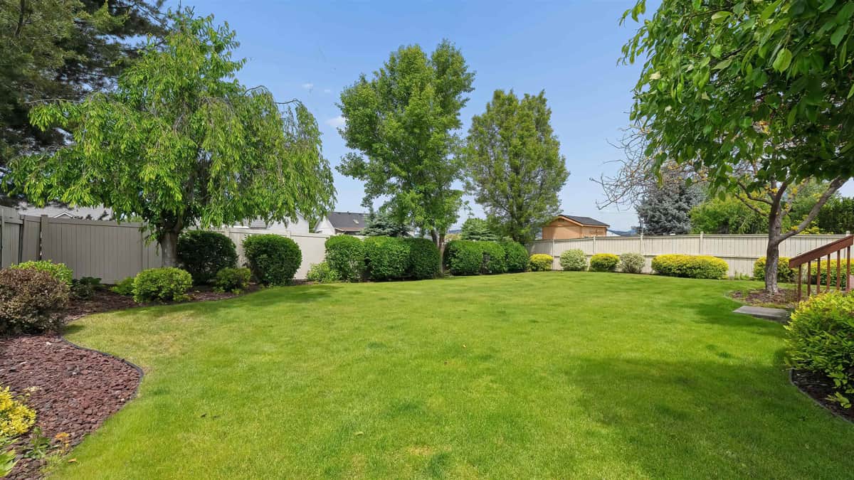 522 S Shelley Lake Ln thumbnail 36