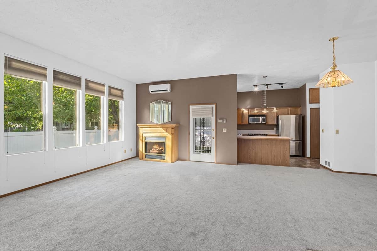 10602 E Nixon Ln thumbnail 4
