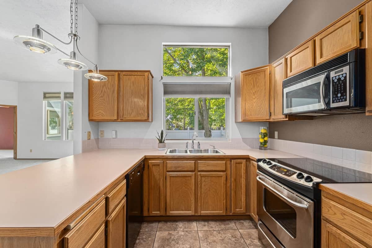 10602 E Nixon Ln thumbnail 5
