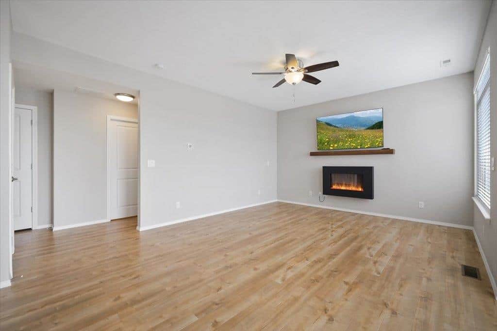 8553 N James Dr thumbnail 4