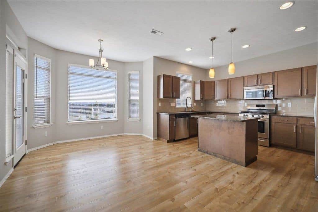 8553 N James Dr thumbnail 6