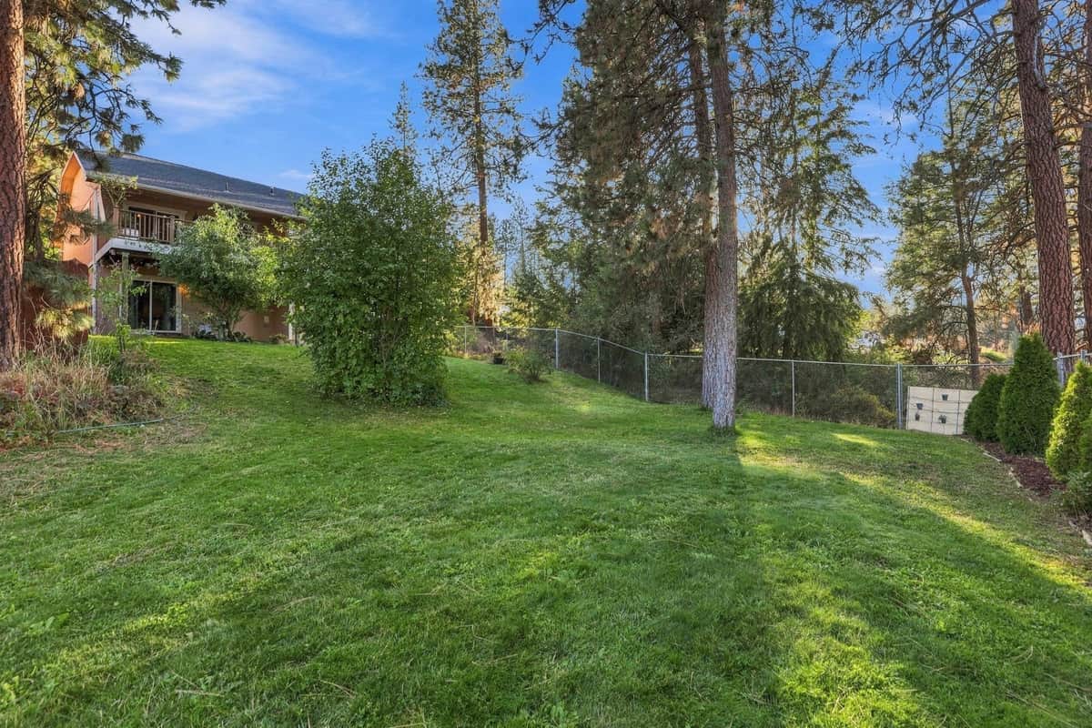 3217 E 10th Ave thumbnail 40