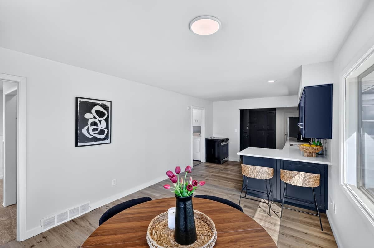 2821 W LONGFELLOW Ave thumbnail 15