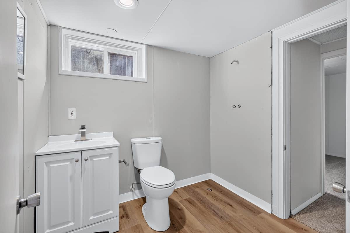 2821 W LONGFELLOW Ave thumbnail 38