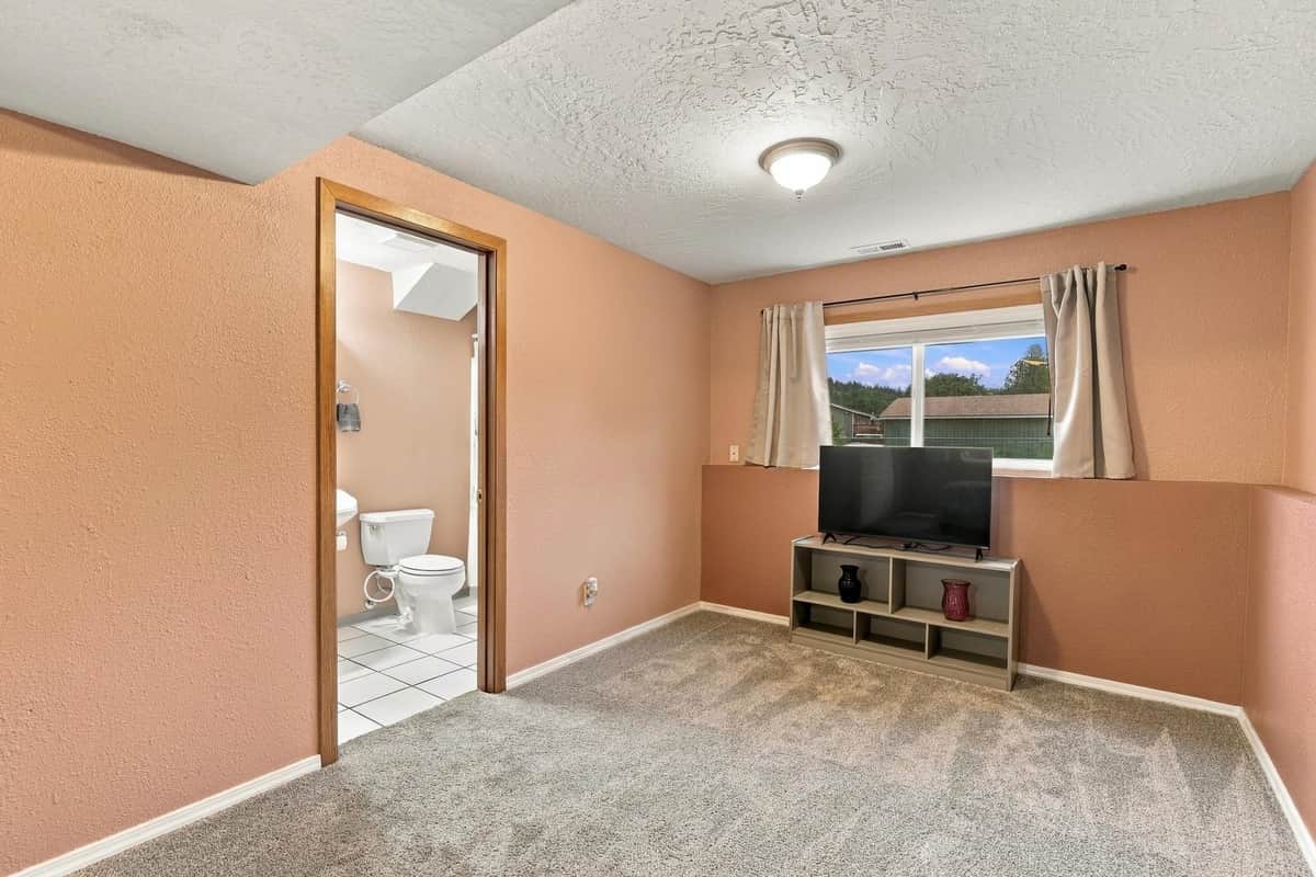 3610 N Ferrall St thumbnail 23