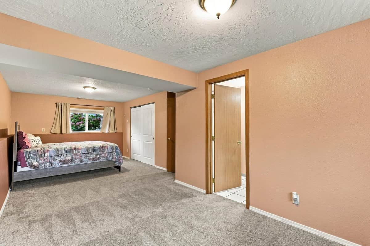 3610 N Ferrall St thumbnail 24