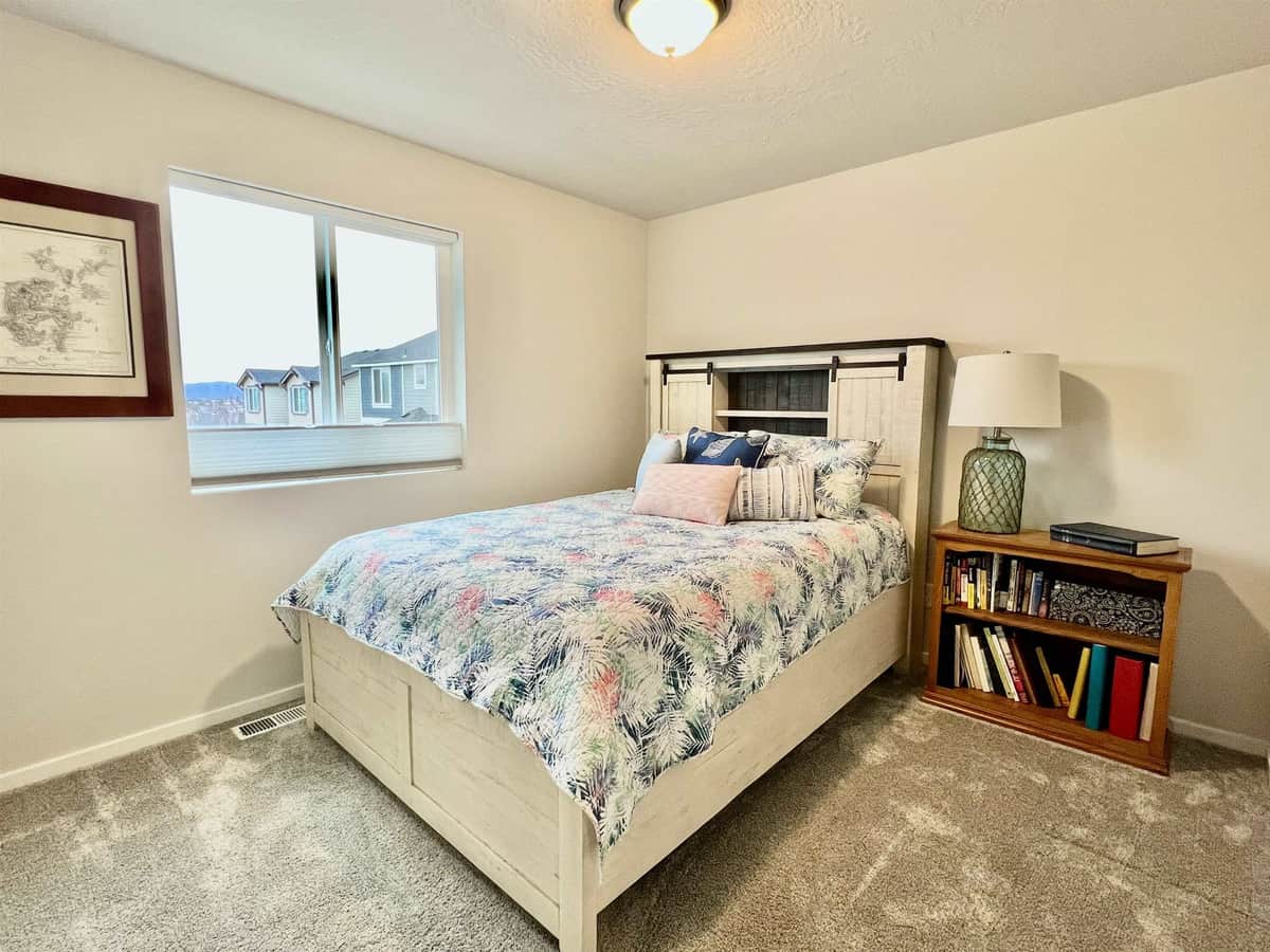 24348 E Goshawk Way thumbnail 10