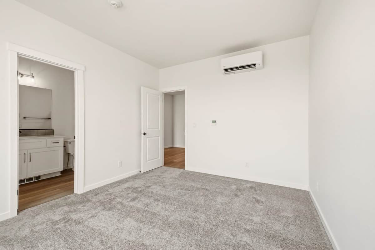 21090 E Indiana Ave thumbnail 19