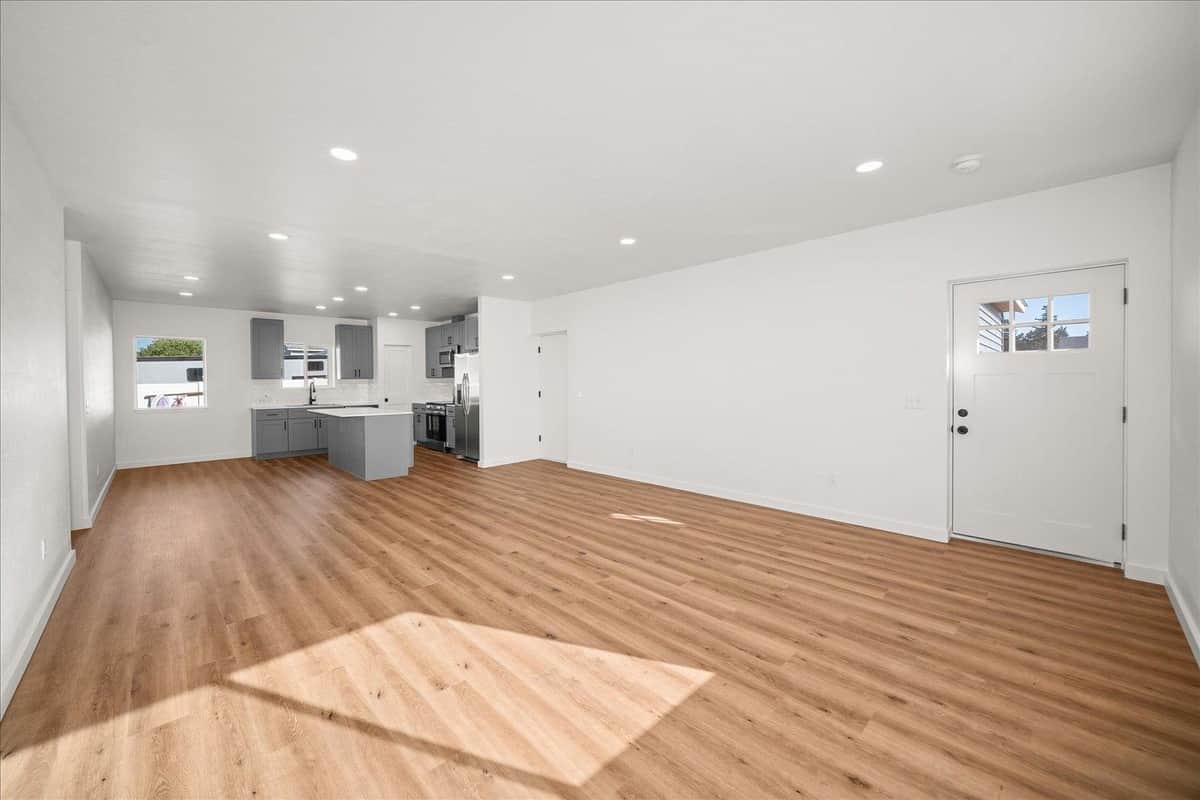 8117 E Baldwin Ave thumbnail 5
