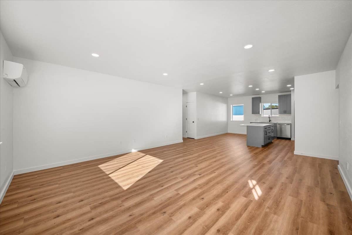 8117 E Baldwin Ave thumbnail 6