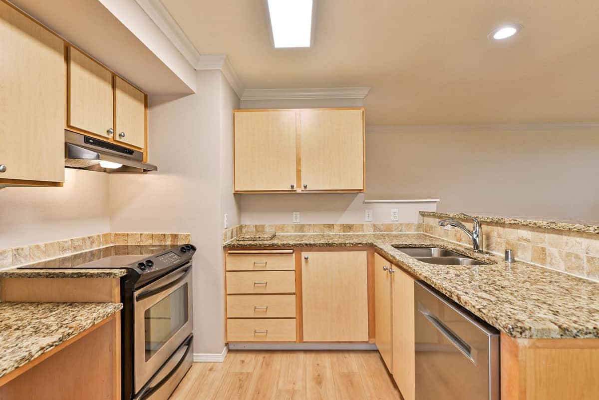 22855 E Country Vista Dr thumbnail 12