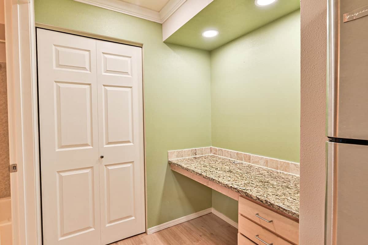 22855 E Country Vista Dr thumbnail 15