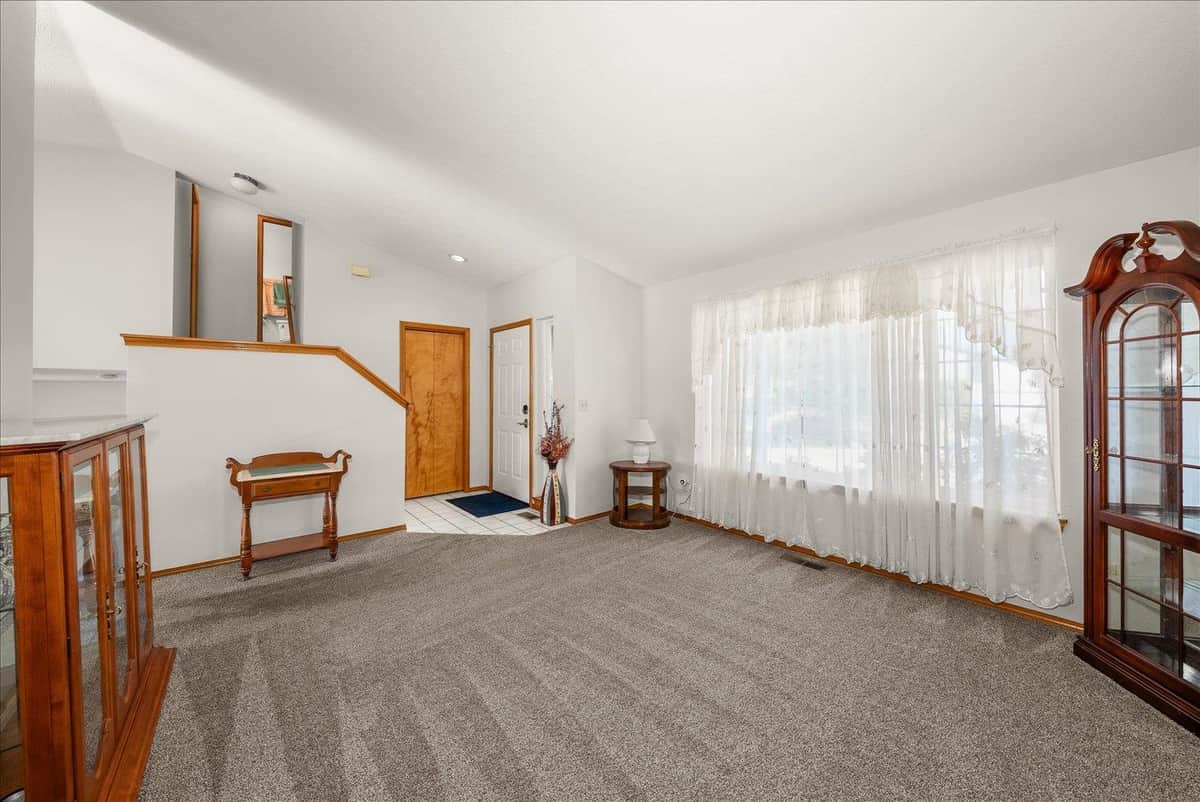 4256 E 26th Ave thumbnail 11