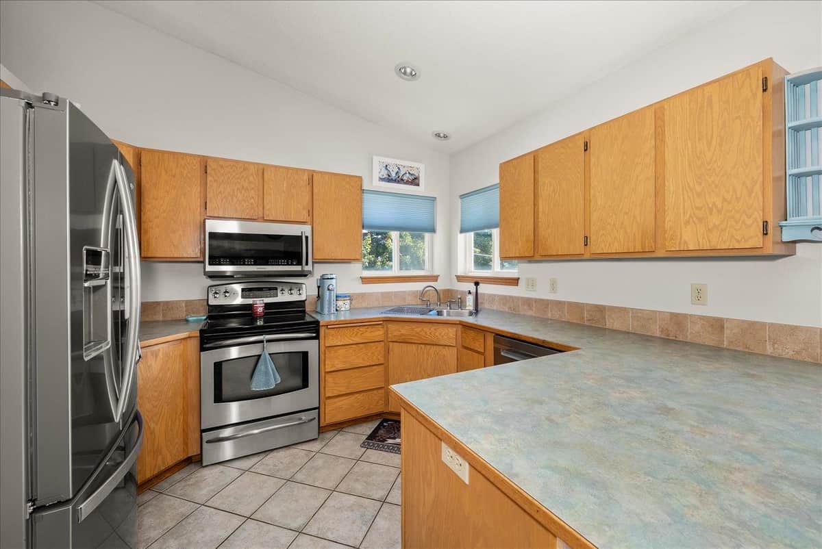 4256 E 26th Ave thumbnail 18