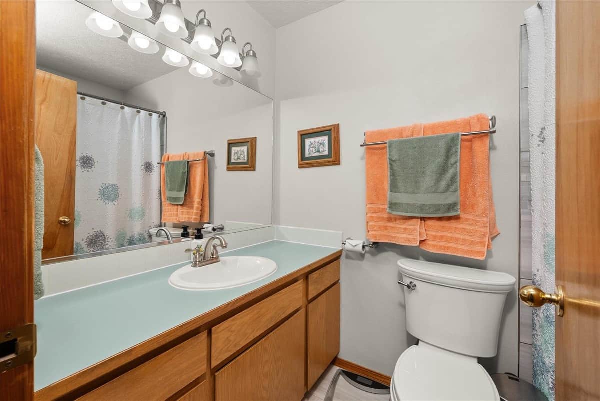 4256 E 26th Ave thumbnail 28